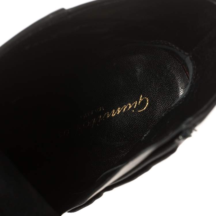 Pre Owned Gianvito Rossi Black Leather Zipper Ankle Boots Size 36.5