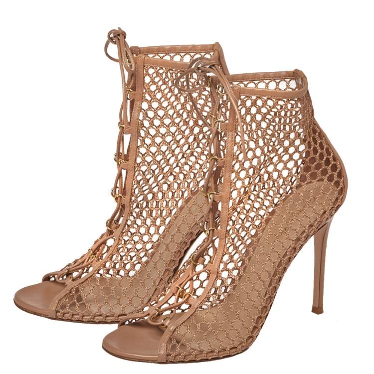 Pre Owned Gianvito Rossi Beige Mesh And Leather Helena Lace Up Crochet Booties Size 39