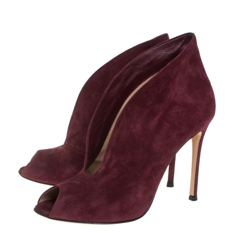 Pre Owned Gianvito Rossi Burgundy Suede Vamp Peep Toe Booties Size 40