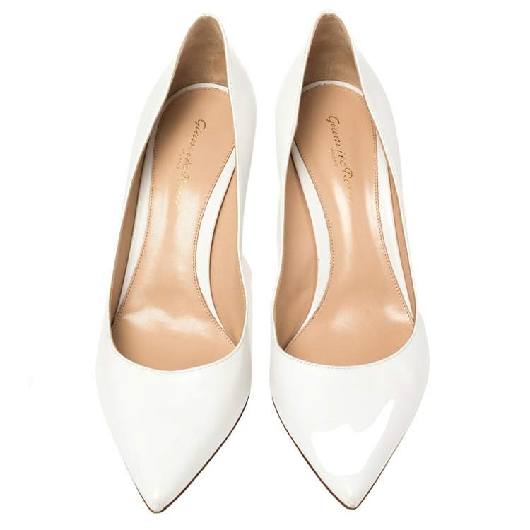 Pre Owned Gianvito Rossi White Leather Pointed Toe Pumps Size 41