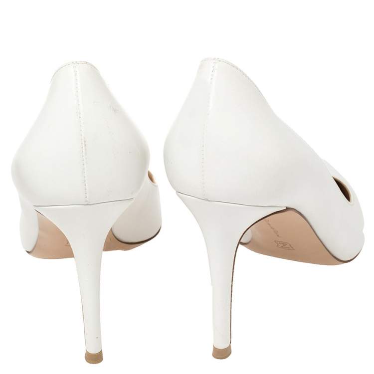 Pre Owned Gianvito Rossi White Leather Pointed Toe Pumps Size 41