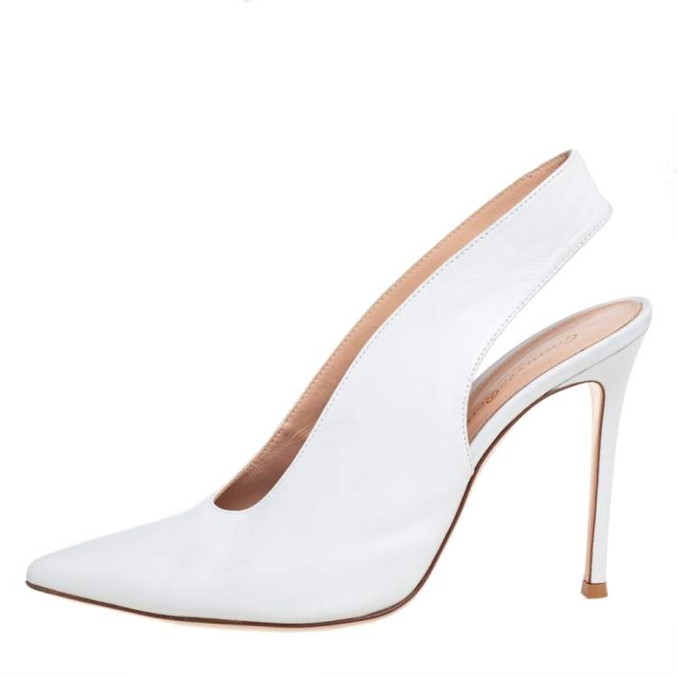 Pre Owned Gianvito Rossi White Leather Pointed Toe Slingback Sandals Size 39.5