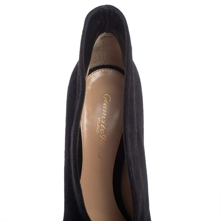 Pre Owned Gianvito Rossi Black Suede Vamp Peep Toe Booties Size 38