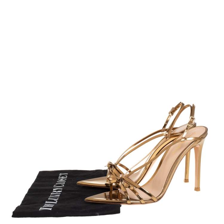 Pre Owned Gianvito Rossi Gold Patent Leather Bow Slingback Sandals Size 38.5