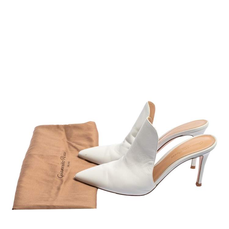 Pre Owned Gianvito Rossi White Leather Aramis Mules Size 36