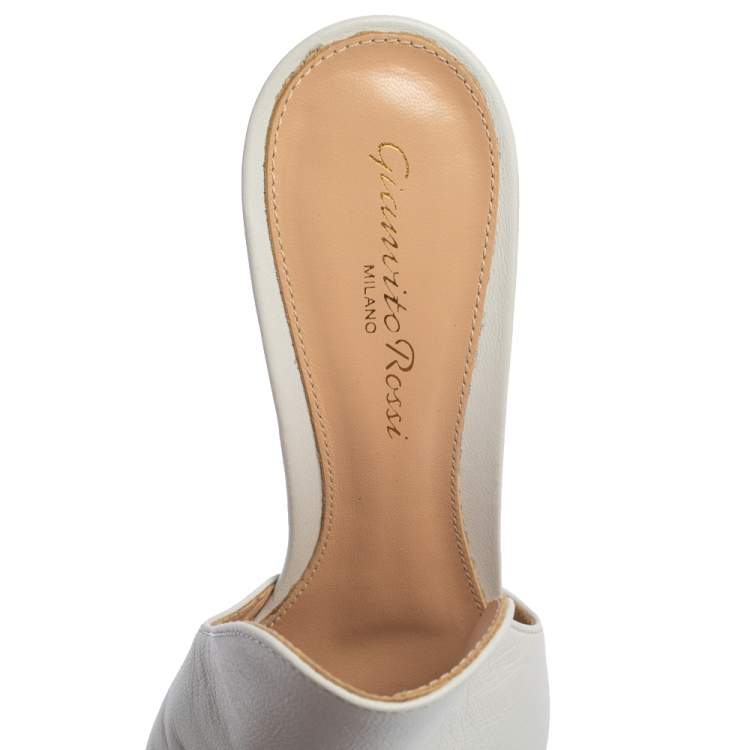Pre Owned Gianvito Rossi White Leather Aramis Mules Size 36