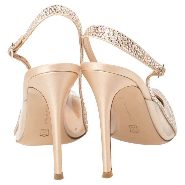 Pre Owned Gianvito Rossi Beige PVC And Leather Embellished Slingback Sandals Size 39