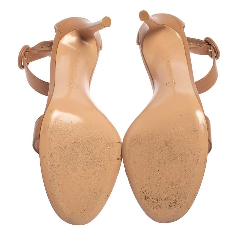 مملوكة مسبقًا Gianvito Rossi Beige Leather Portofino Ankle Strap Sandals Size 40