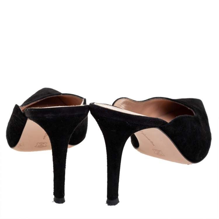 Pre Owned Gianvito Rossi Black Suede Mule Sandals Size 37.5