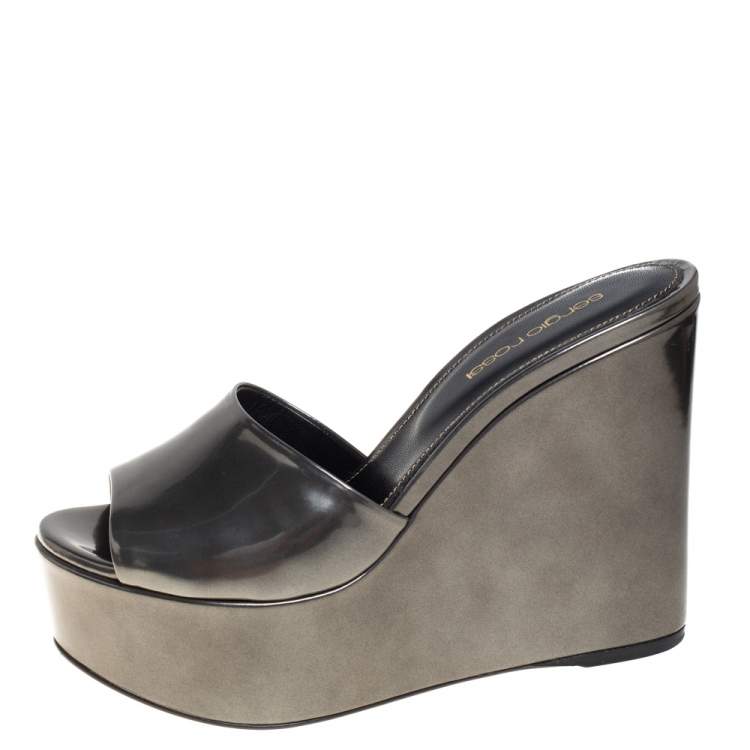 Pre Owned Gianvito Rossi Olive Green Patent Leather Wedge Platform Sandals Size 37