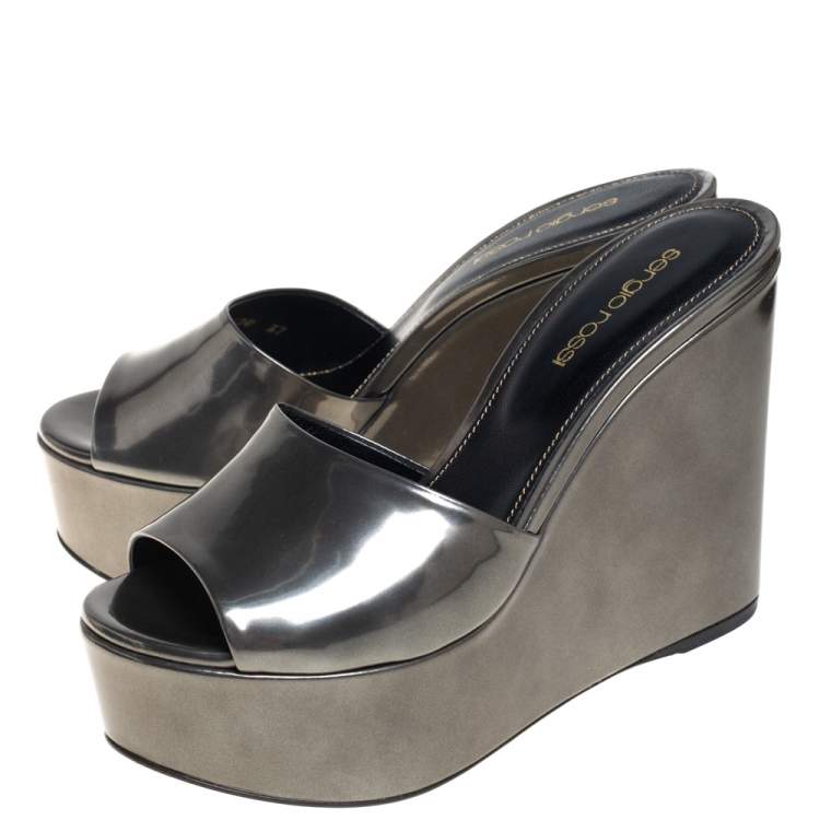 Pre Owned Gianvito Rossi Olive Green Patent Leather Wedge Platform Sandals Size 37