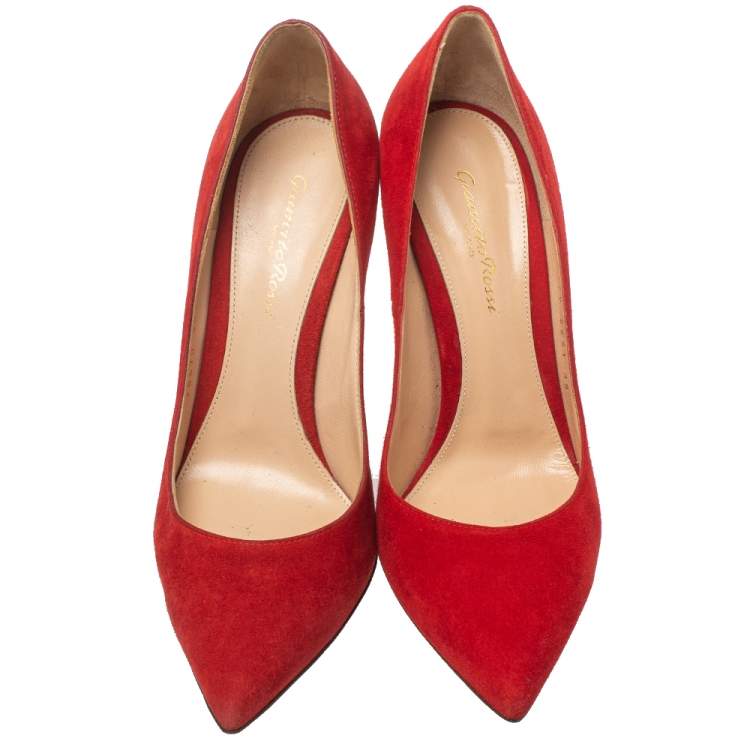 Pre Owned Gianvito Rossi Red Suede Pointed Toe  Pumps Size 39