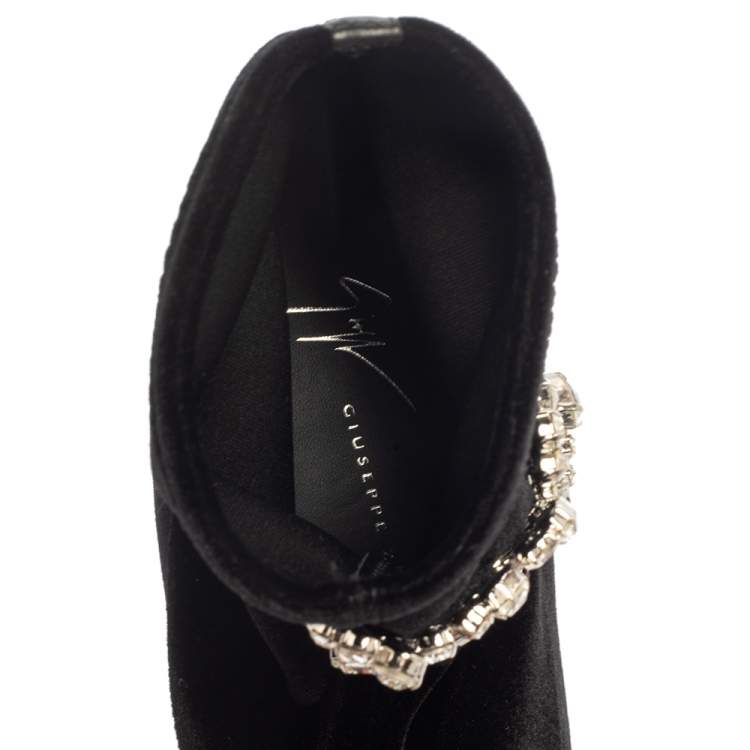 Pre Owned Giuseppe Zanotti Black Velvet Crystal Embellished Ankle Boots Size 41