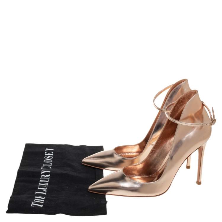 Pre Owned Gianvito Rossi Gold Leather Pointed Toe Ankle Strap Pumps Size 37.5