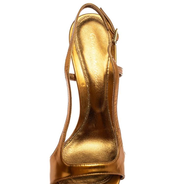 Pre Owned Gianvito Rossi Metallic Gold Leather Slingback Sandals Size 38.5