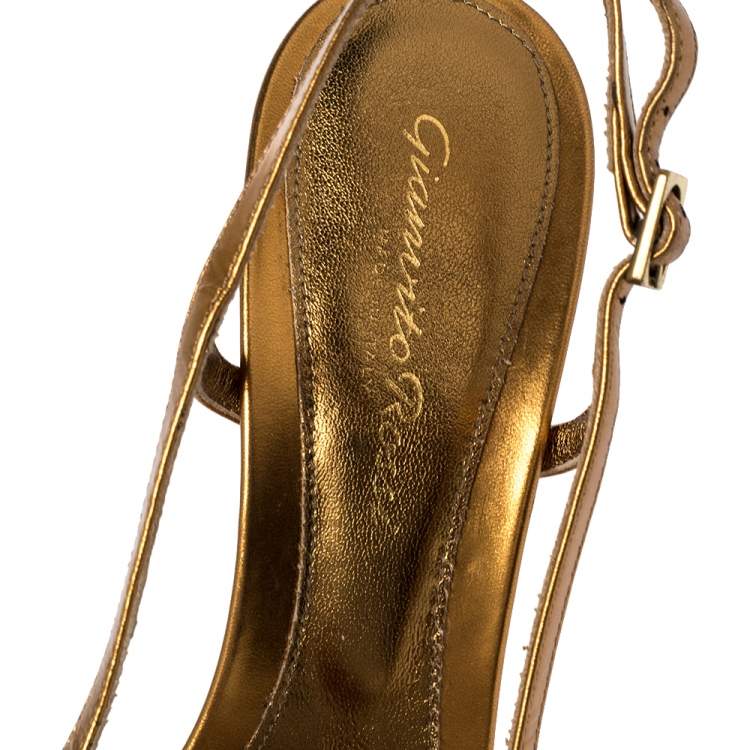 Pre Owned Gianvito Rossi Gold Leather Slingback Sandals Size 38