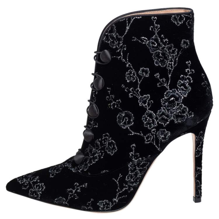 Pre Owned Gianvito Rossi black Velvet Empress Ankle Booties Size 38.5