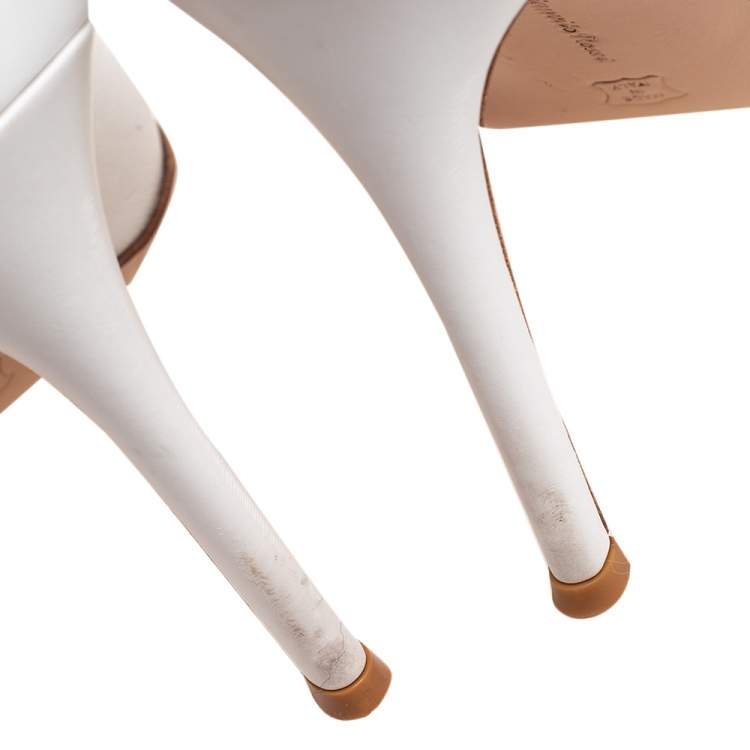 Pre Owned Gianvito Rossi White Leather Pointed Toe Pumps Size 37