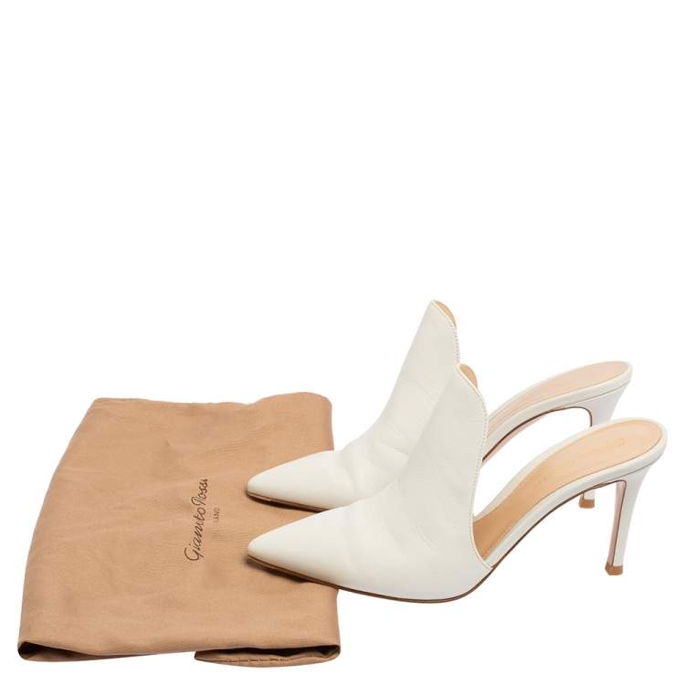 Pre Owned Gianvito Rossi White Leather Aramis Mules Size 36
