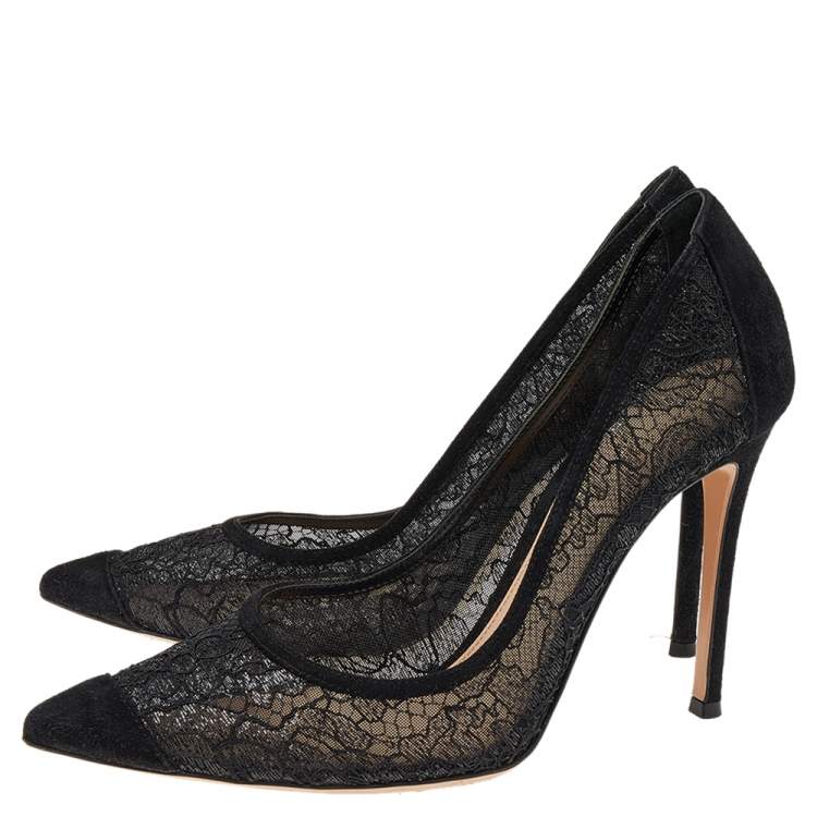 Pre Owned Gianvito Rossi Black Lace and Suede Pointed Toe Pumps Size 39