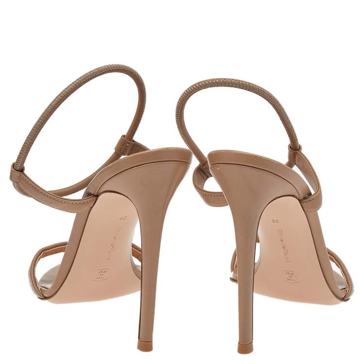 Pre Owned Gianvito Rossi Brown Leather Ankle Strap Sandals Size 39