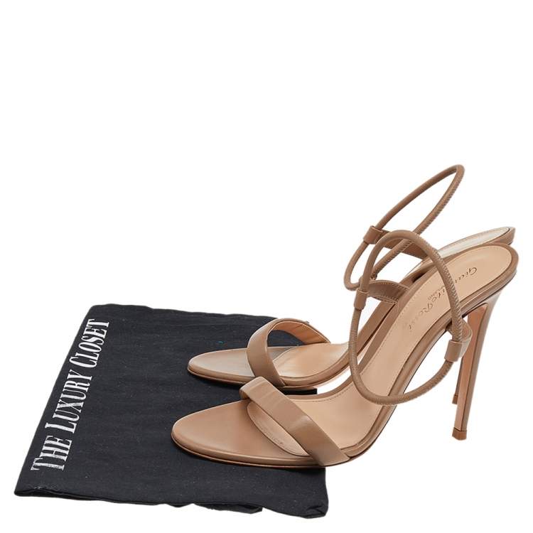 Pre Owned Gianvito Rossi Brown Leather Ankle Strap Sandals Size 39