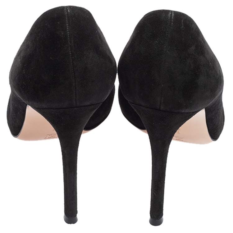 Pre Owned Gianvito Rossi Black Suede Gianvito Pointed Toe Pumps Size 38.5