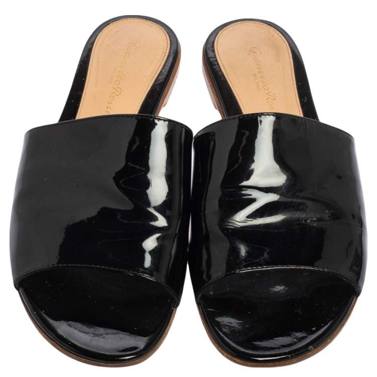 Pre Owned Gianvito Rossi Black Patent Leather Flat Slides Size 36.5