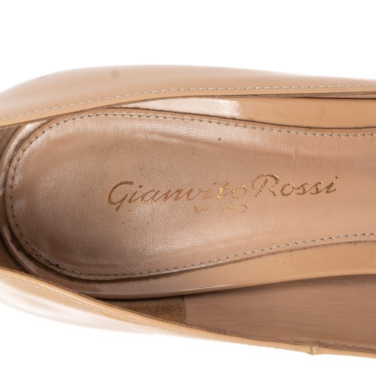 Pre Owned Gianvito Rossi Beige Patent Leather Pointed Toe Pumps Size 37