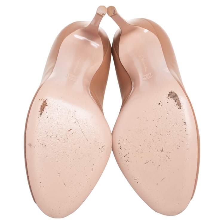 Pre Owned Gianvito Rossi Beige Leather Vamp Booties Size 39