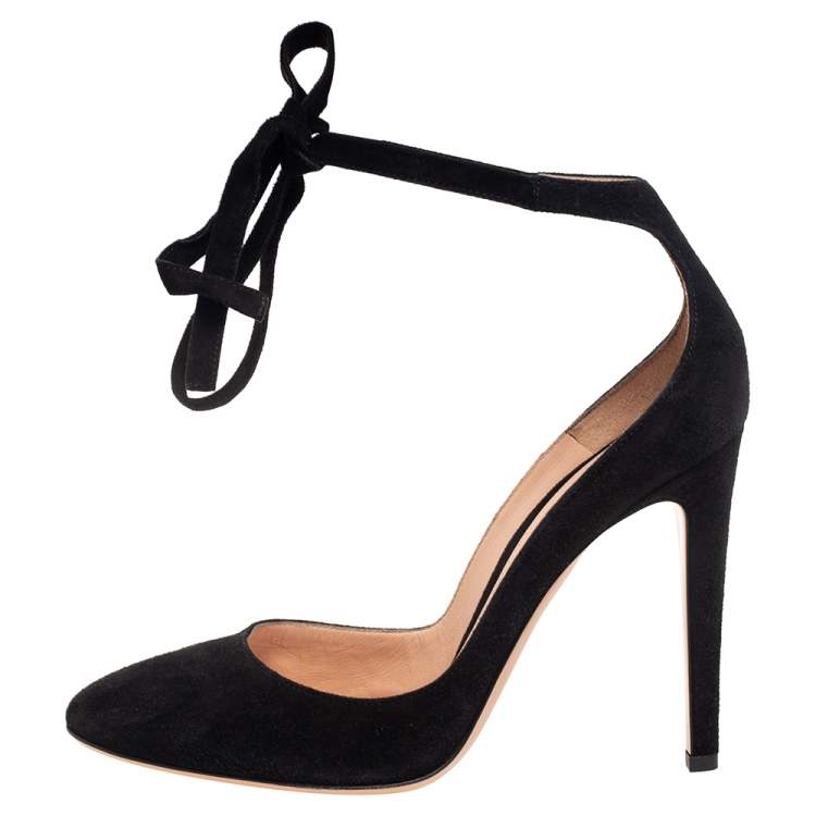 Gadea Women's Chunky Heels in Black Suede | Vevey Shoes