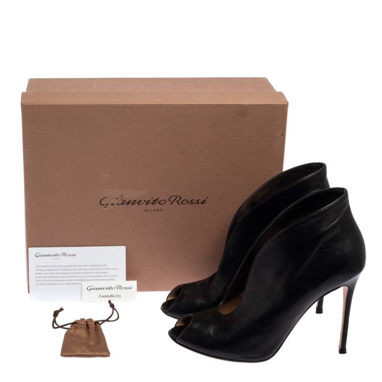 Pre Owned Gianvito Rossi Black Leather V-Neck Peep Toe Ankle Booties Size 40