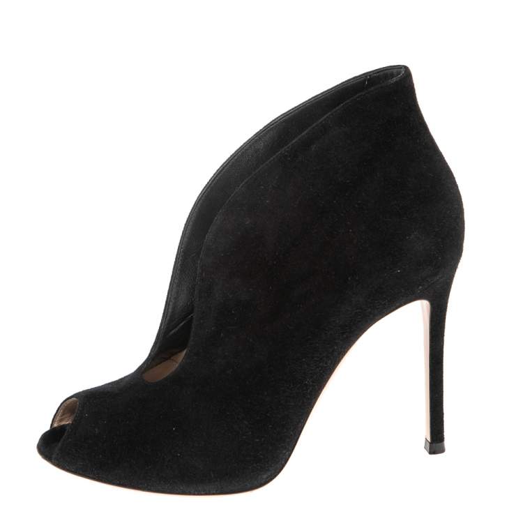 Pre Owned Gianvito Rossi Black Suede Vamp Peep Toe Booties Size 38