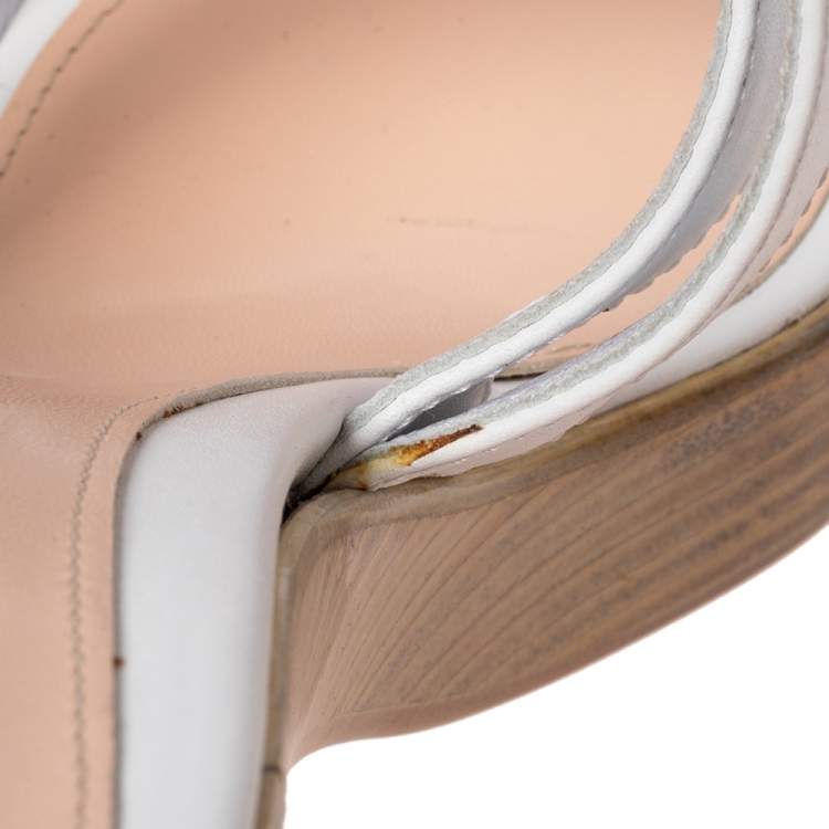 Pre Owned Gianvito Rossi White Leather Strappy Wooden Platform Sandals Size 38.5