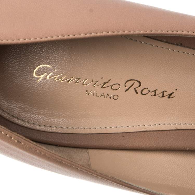 Pre Owned Gianvito Rossi Beige Leather Pointed Toe Pumps Size 41