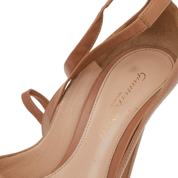 Pre Owned Gianvito Rossi Beige Leather Tie Up Sandals Size 35