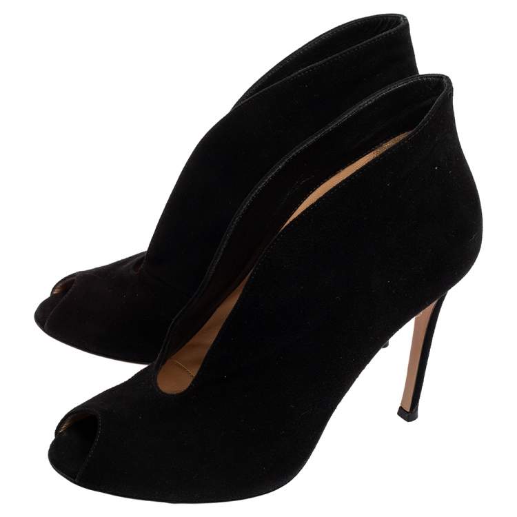 Pre Owned Gianvito Rossi Black Suede Vamp Peep Toe Booties Size 37