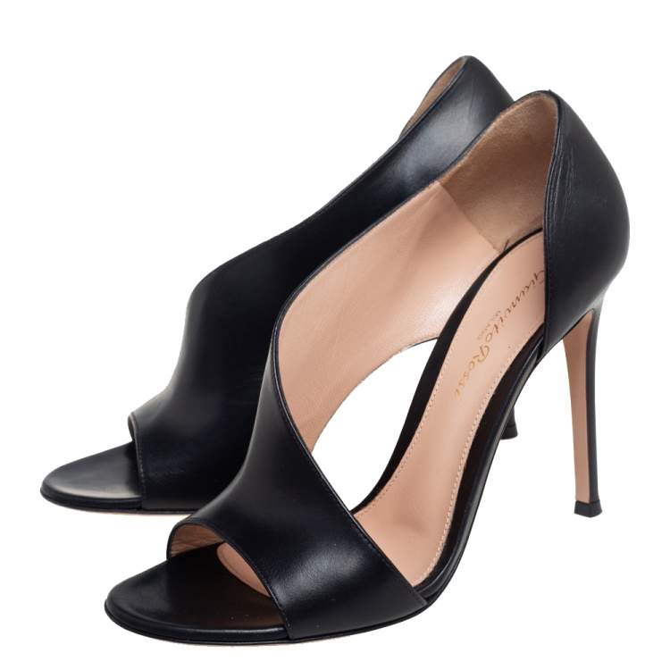 Pre Owned Gianvito Rossi Black Leather Demi Cut Out Pumps Size 37.5