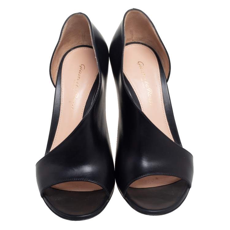 Pre Owned Gianvito Rossi Black Leather Demi Cut Out Pumps Size 37.5