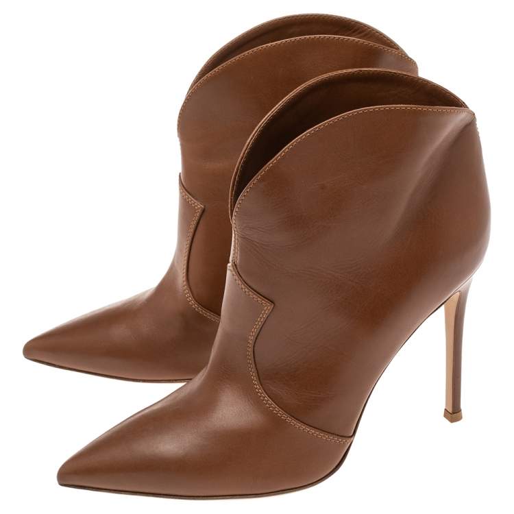 Pre Owned Gianvito Rossi Brown Leather Mable Boots Size 40