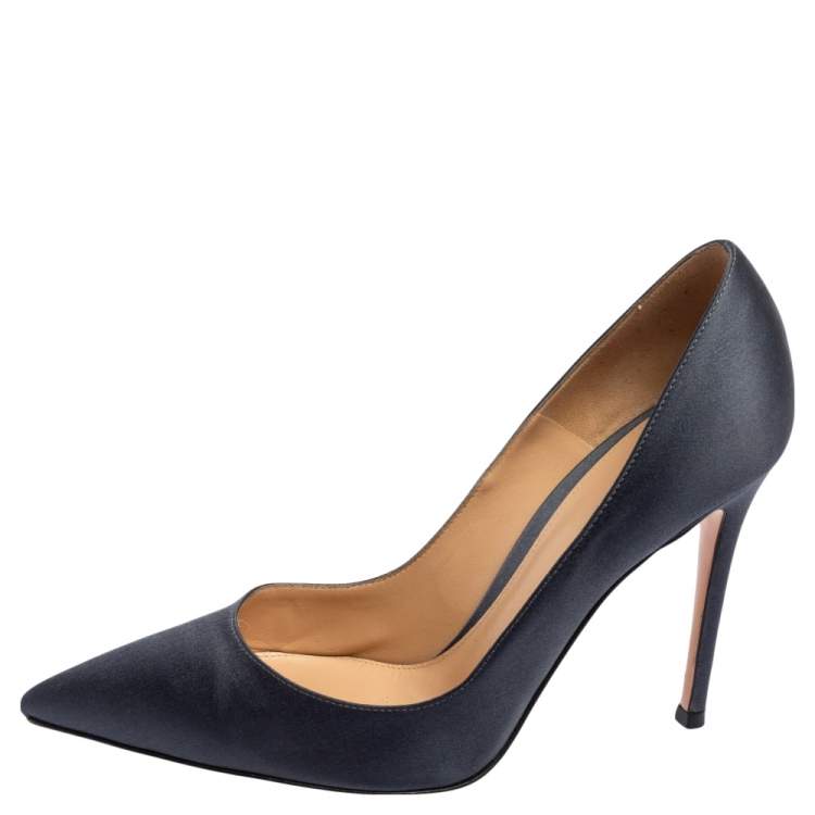 Pre Owned Gianvito Rossi Grey Satin Pointed-Toe Pumps Size 39.5 