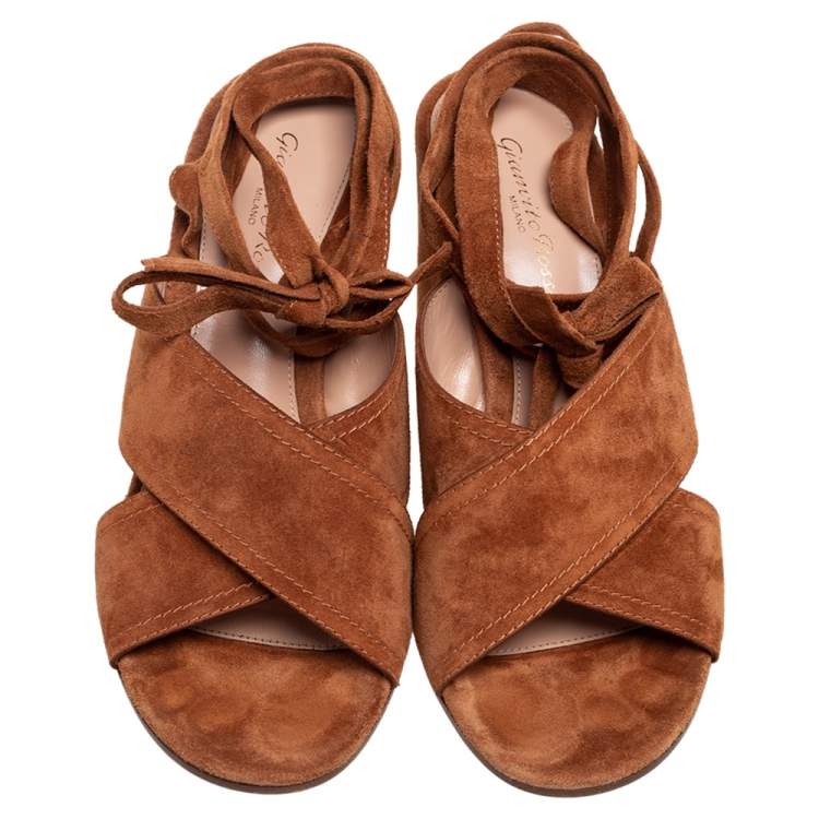 Pre Owned Gianvito Rossi Tan Suede Block Heel Ankle-Wrap Sandals Size 38