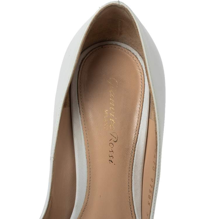 Pre Owned Gianvito Rossi White Leather Pointed Toe Pumps Size 37.5