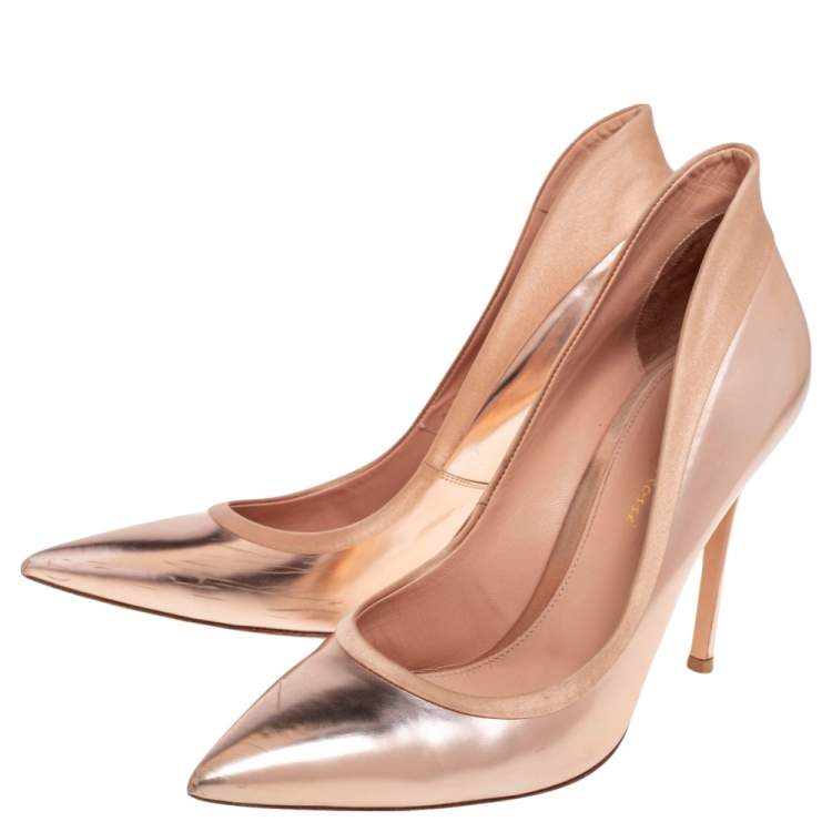Pre Owned Gianvito Rossi Gold Leather Pointed Toe Pumps Size 39.5