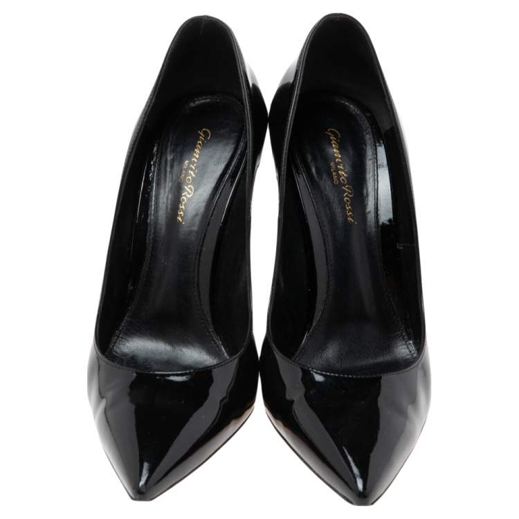 Pre Owned Gianvito Rossi Black Patent Leather Pointed-Toe Pumps Size 40