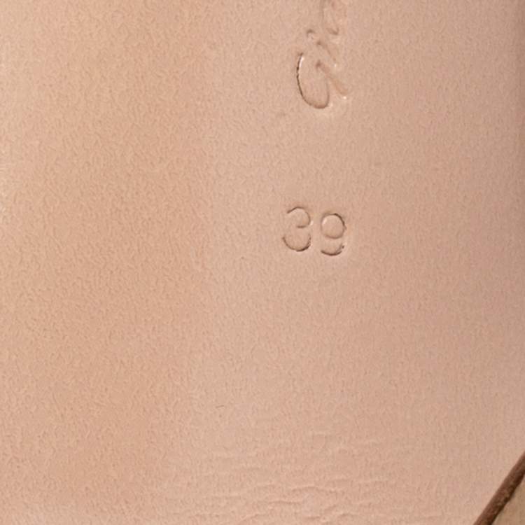 Pre Owned Gianvito Rossi Beige Leather V Neck Peep-Toe Ankle Booties Size 39