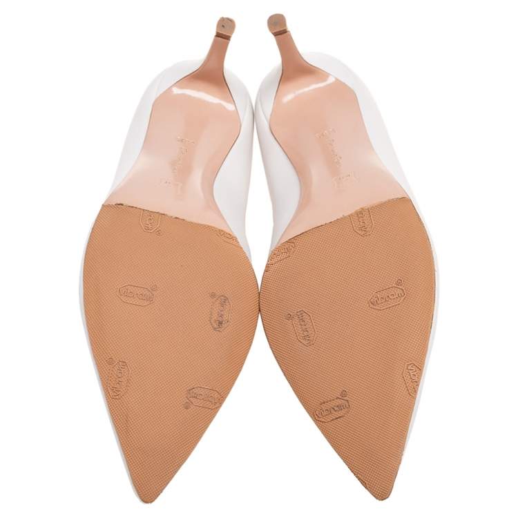 Pre Owned Gianvito Rossi Off White Leather Pointed Toe Pumps Size 36.5 