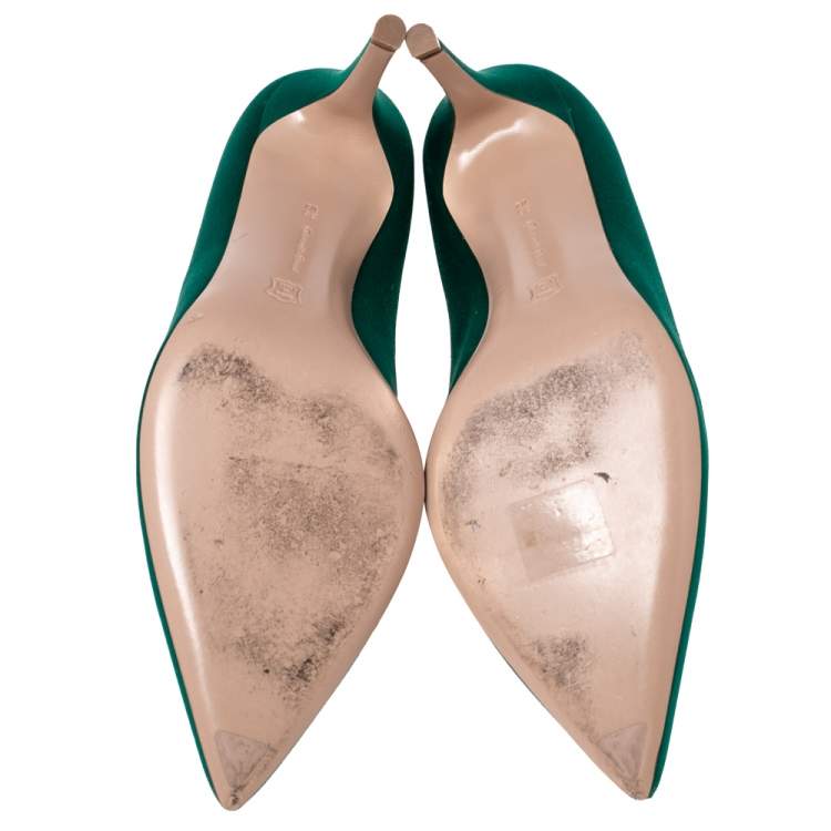 Pre Owned Gianvito Rossi Bottle Green Satin Pointed-Toe Pumps Size 38.5
