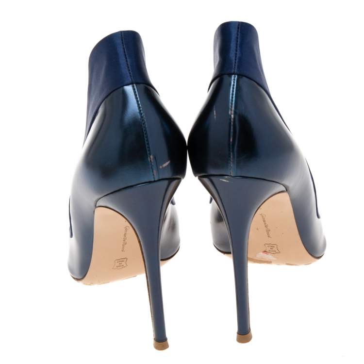 Pre Owned Gianvito Rossi Metallic Blue Patent And Satin Pointed Toe Pumps Size 41