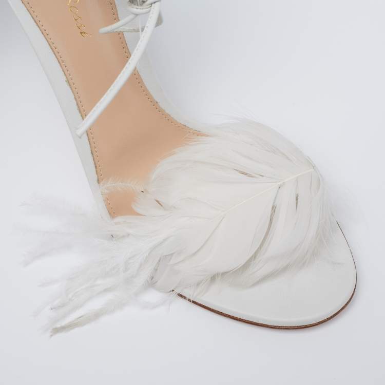 Pre Owned Gianvito Rossi White Leather and Feather Athena Sandals Size 38